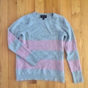 Banana Republic wool cashmere sweater gray pink